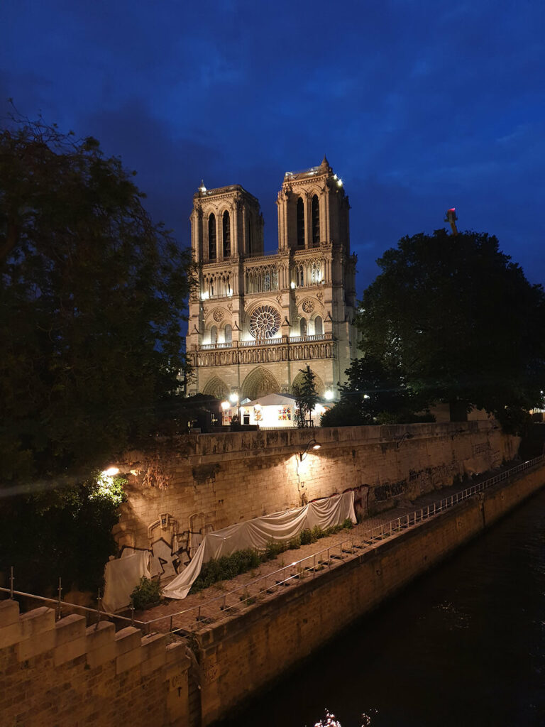 Paris Notre Dame zťp zľava